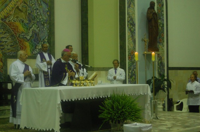Missa especial celebra os 11 anos de Episcopado de Dom Redovino