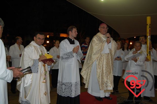 Vigília Pascal na Catedral; veja fotos