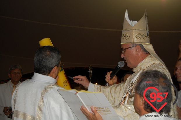 Vigília Pascal na Catedral; veja fotos