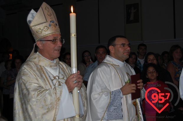 Vigília Pascal na Catedral; veja fotos