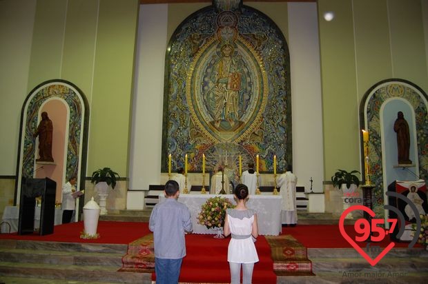 Vigília Pascal na Catedral; veja fotos
