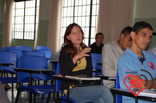 Encontro de Formação para líderes da Pastoral da Juventude na Catedral