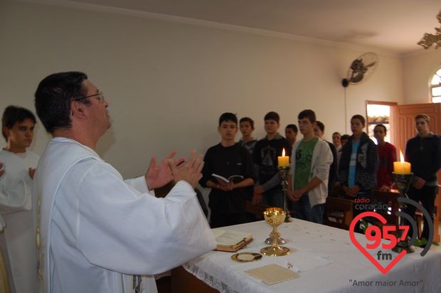Encontro vocacional reúne jovens em Dourados