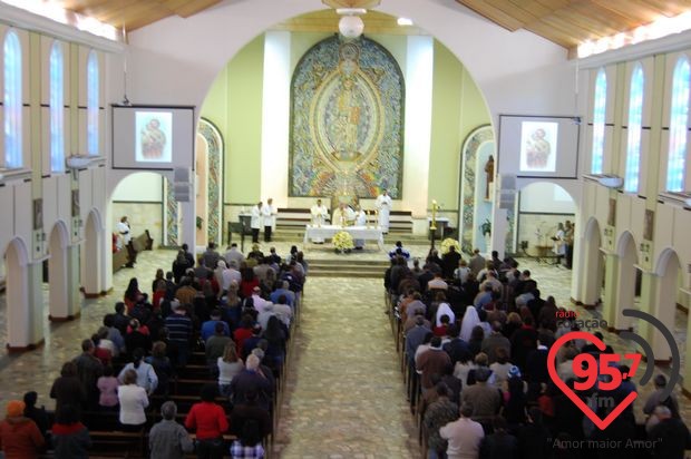 Missa do Trabalhador na Catedral de Dourados