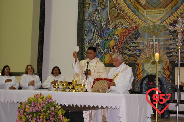 Missa das Mães na Catedral; veja fotos