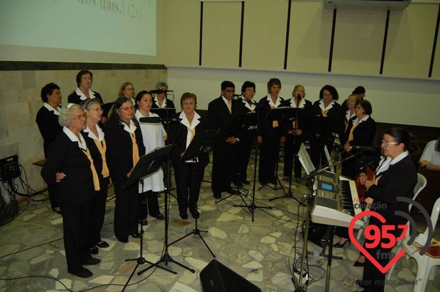 Missa das Mães na Catedral; veja fotos