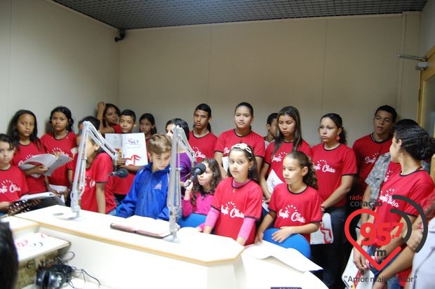 Coral Santa Clara homenageia as Mães ouvintes