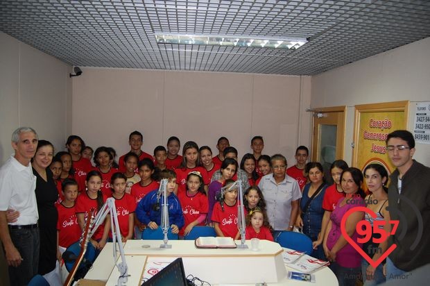 Coral Santa Clara homenageia as Mães ouvintes