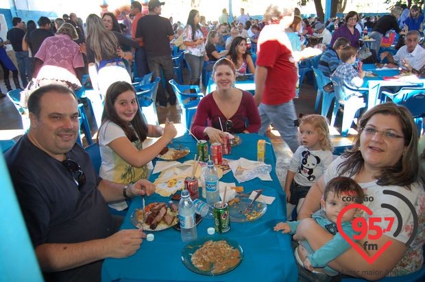 Festa da Padroeira Nossa Senhora de Fátima em Dourados; veja fotos