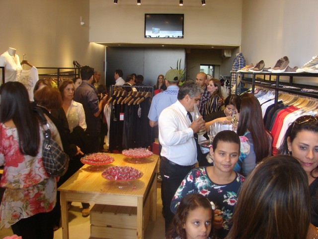 Inauguração da loja Iódice