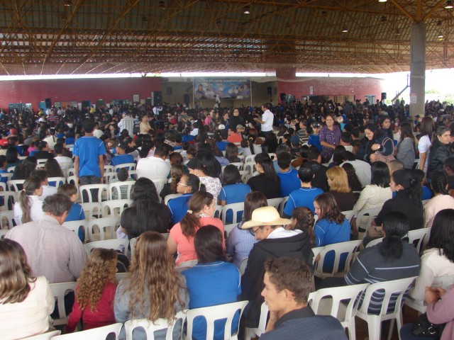 Governador entrega brindes do programa Educação para o Sucesso