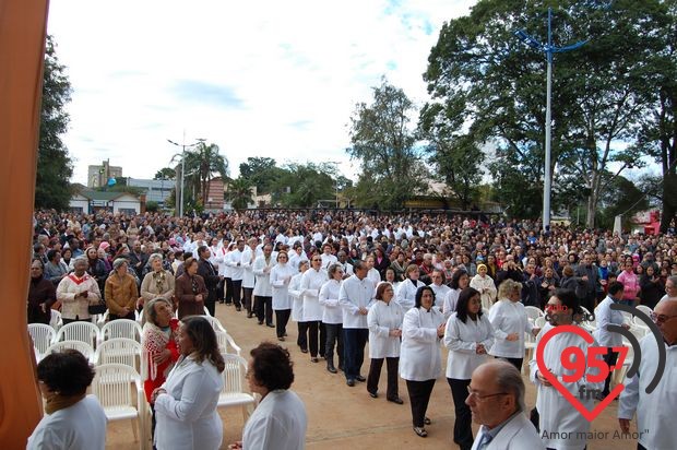 Festa de Corpus Christi emociona muitos fieis em Dourados