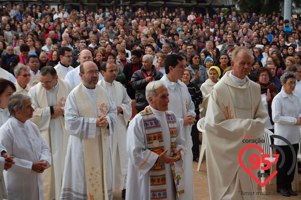 Festa de Corpus Christi emociona muitos fieis em Dourados