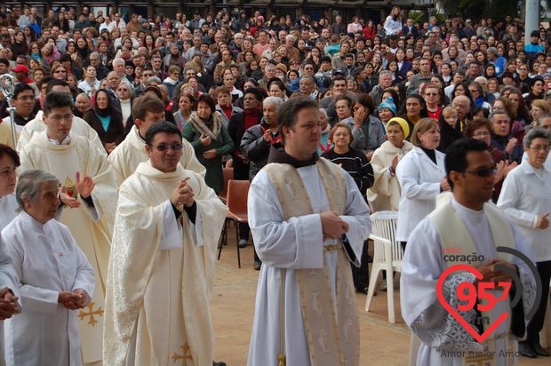 Festa de Corpus Christi emociona muitos fieis em Dourados