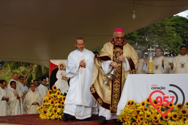 Festa de Corpus Christi emociona muitos fieis em Dourados