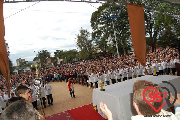 Festa de Corpus Christi emociona muitos fieis em Dourados
