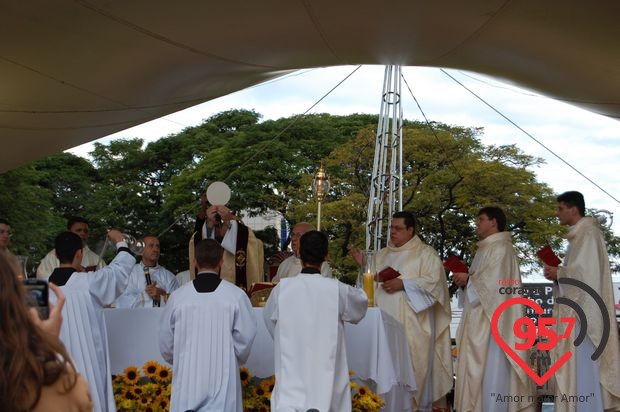 Festa de Corpus Christi emociona muitos fieis em Dourados