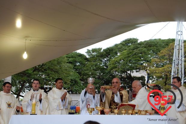 Festa de Corpus Christi emociona muitos fieis em Dourados
