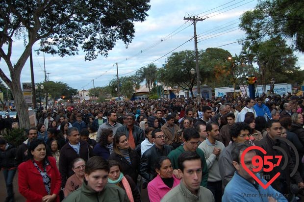 Festa de Corpus Christi emociona muitos fieis em Dourados