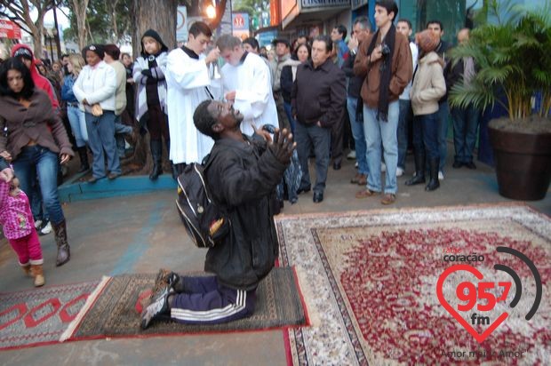 Festa de Corpus Christi emociona muitos fieis em Dourados