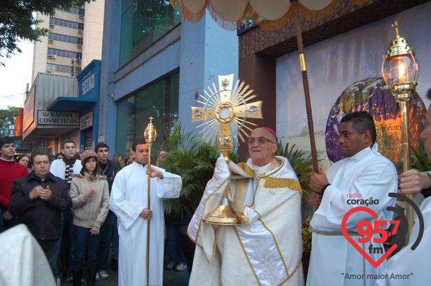 Festa de Corpus Christi emociona muitos fieis em Dourados