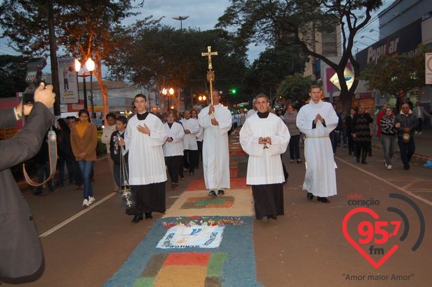 Festa de Corpus Christi emociona muitos fieis em Dourados