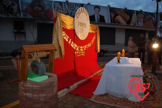Festa de Corpus Christi emociona muitos fieis em Dourados