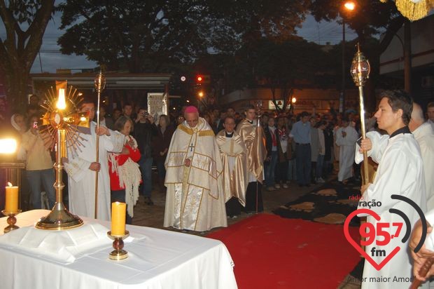 Festa de Corpus Christi emociona muitos fieis em Dourados