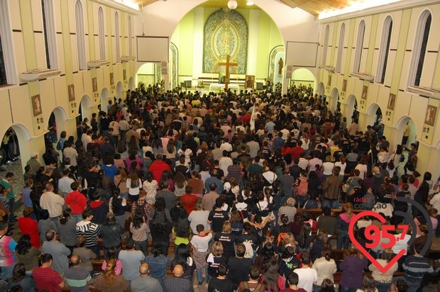 Símbolos da JMJ são acolhidos por 40 mil na Diocese de Dourados
