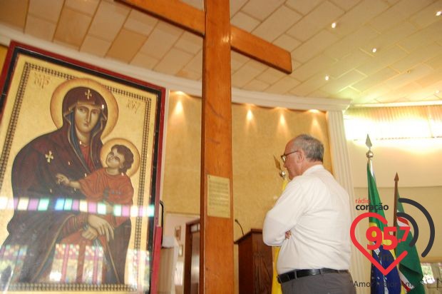 Cruz Peregrina e o Ícone de Maria em Naviraí