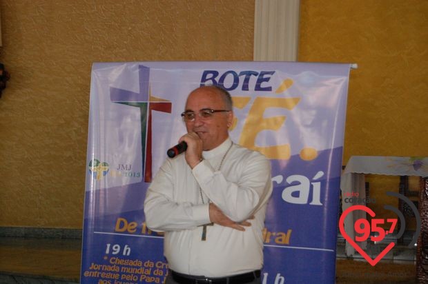Cruz Peregrina e o Ícone de Maria em Naviraí
