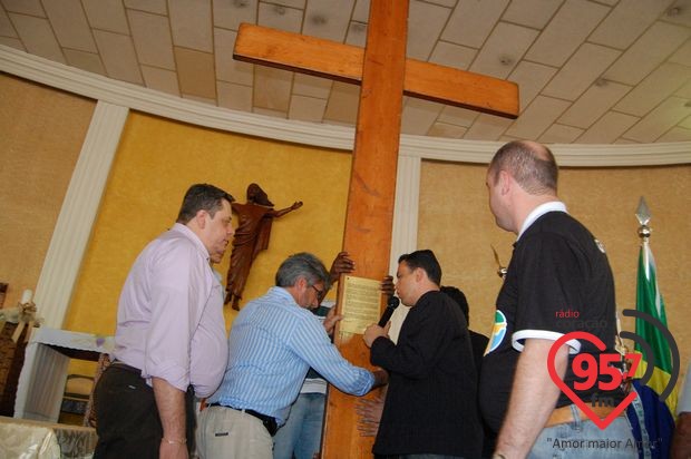 Cruz Peregrina e o Ícone de Maria em Naviraí