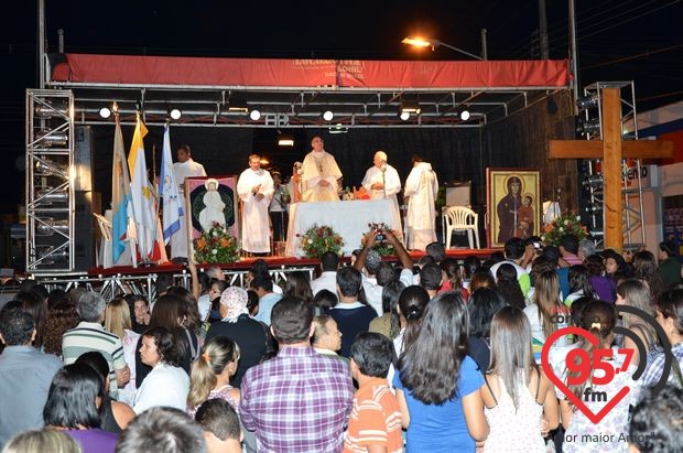 A Cruz Peregrina e o Ícone de Maria em Maracaju