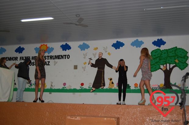 Cruz Peregrina e o Ícone de Maria em Caarapó