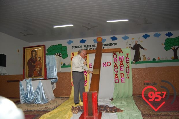 Cruz Peregrina e o Ícone de Maria em Caarapó