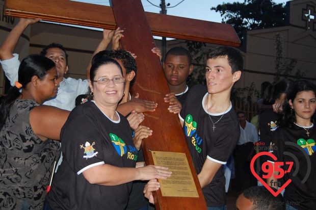 Cruz Peregrina e o Ícone de Maria em Caarapó