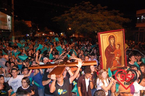 Cruz Peregrina e o Ícone de Maria em Amambai