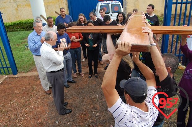 Cruz Peregrina e o Ícone de Maria em Amambai