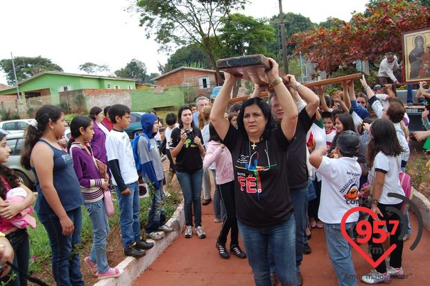 Cruz Peregrina e o Ícone de Maria em Amambai
