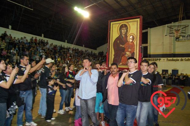 Cruz Peregrina e o Ícone de Maria em Ponta Porã