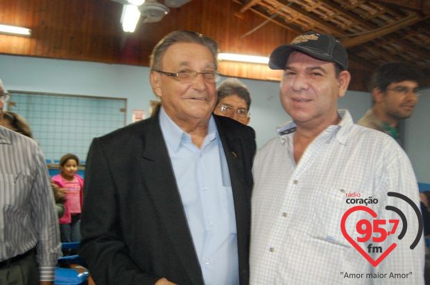 Padre Duvílio completa 83 anos de vida