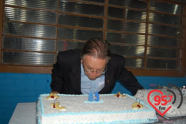Padre Duvílio completa 83 anos de vida