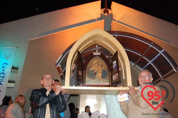 Capelinha da Mãe Peregrina de João Luiz Pozzobon visita Dourados