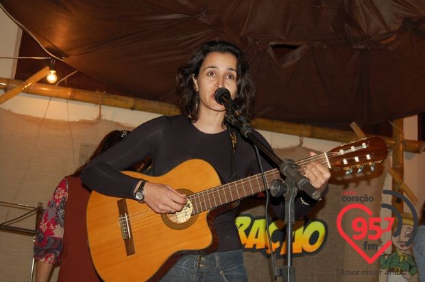 5º Arraiá da Rádio Coração é sucesso de público e entretenimento