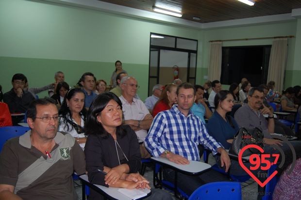 Seminário do Concílio Vaticano II na Catedral; veja fotos
