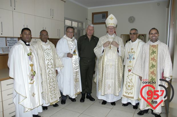 Arcebispo de Brasília preside celebração da Páscoa Militar em Dourados