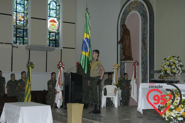 Arcebispo de Brasília preside celebração da Páscoa Militar em Dourados