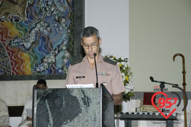 Arcebispo de Brasília preside celebração da Páscoa Militar em Dourados