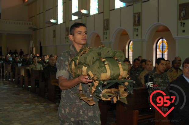 Arcebispo de Brasília preside celebração da Páscoa Militar em Dourados