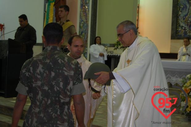 Arcebispo de Brasília preside celebração da Páscoa Militar em Dourados